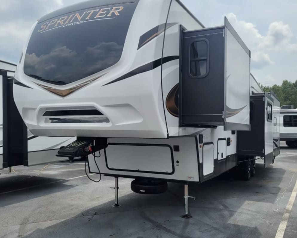 2023 Keystone Sprinter available for rent in Rincon Georgia