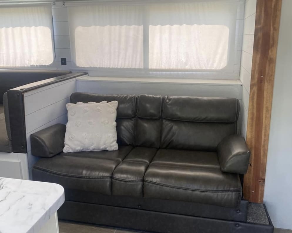 2021 Travel Trailer RV for Rent in Hanford, California
