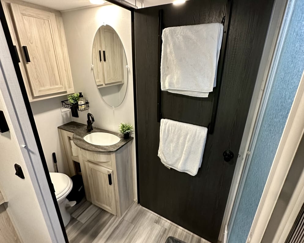 Class C RV for Rent in Canton,