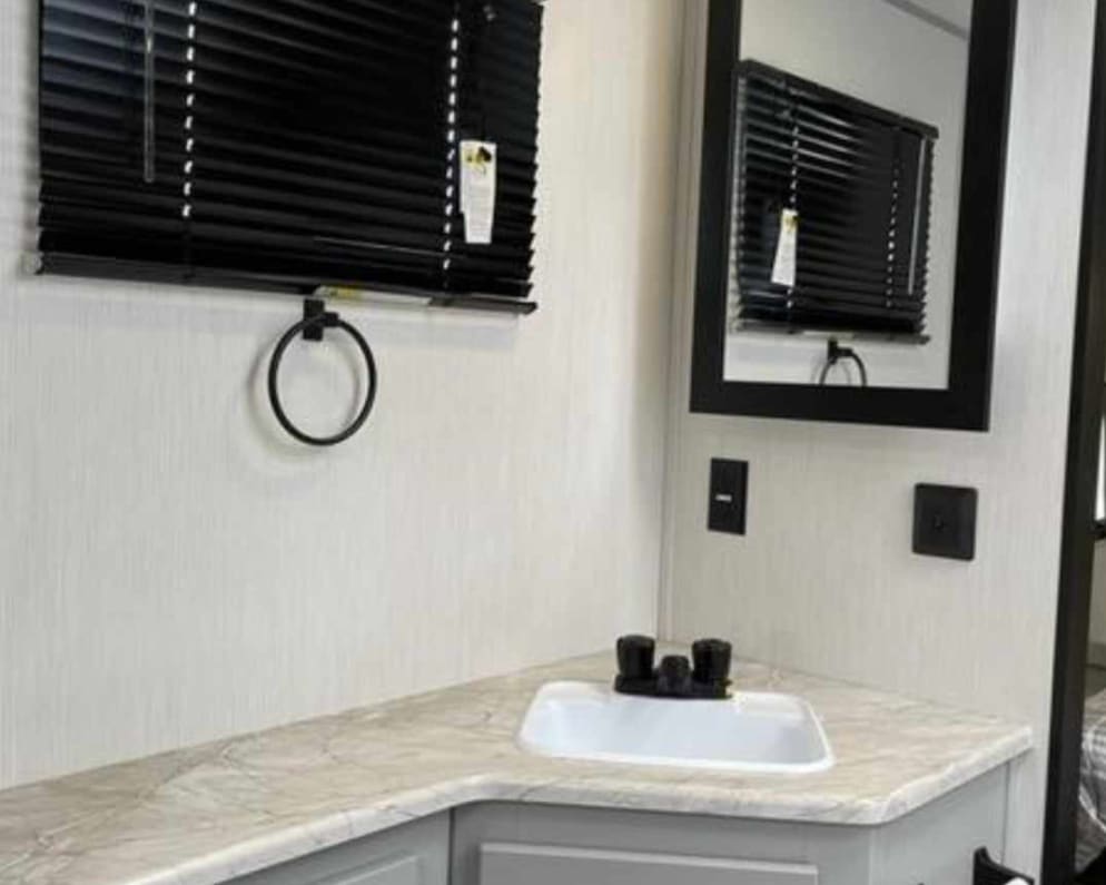 2022 Vibe  by Forest River for rent in 49125
