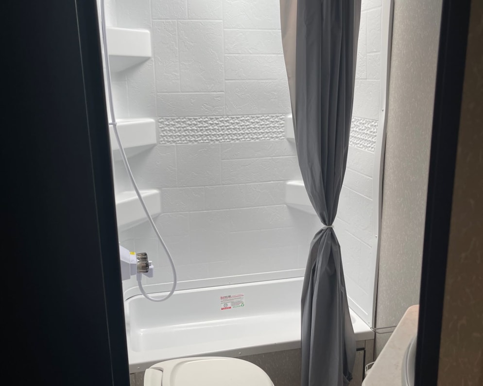 2022 grey wolf mkse  by Cherokee for rent in 62918
