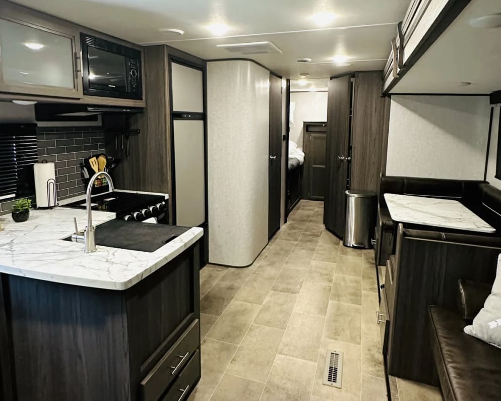2021 Dutchmen Kodiak Ultra Lite Travel Trailer for rent in Gainesville Florida