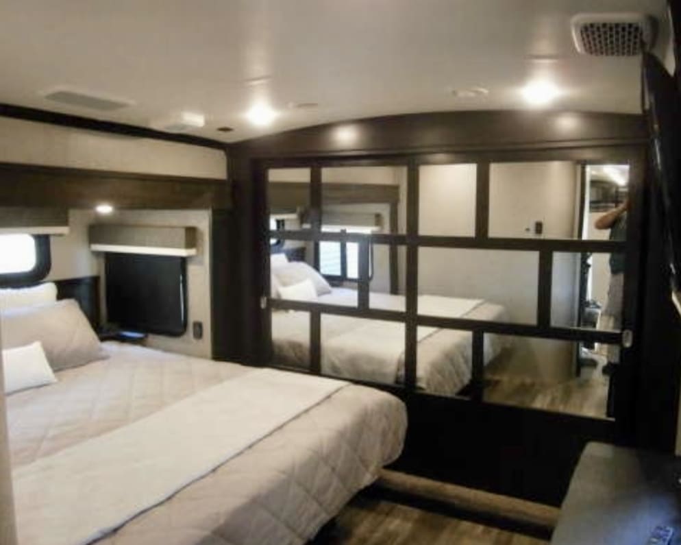 2021 Fifth Wheel RV for Rent in Brooksville, FL