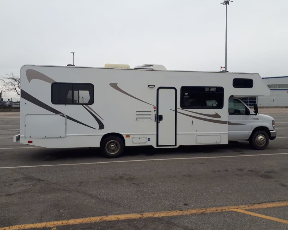 2017 Majestic  by Thor for rent in V8P5E2