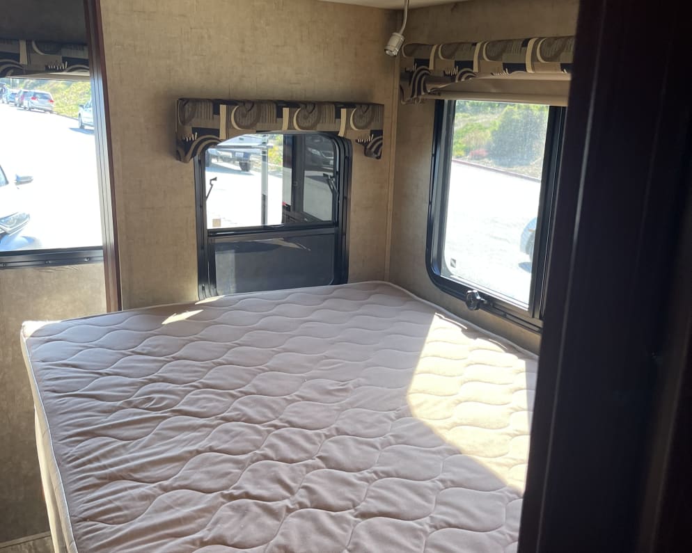 2016 Sunseeker  by Forest River for rent in 93456