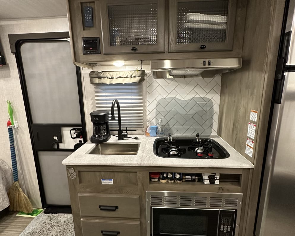 2021 Surveyor Legend  by Forest River for rent in 29611