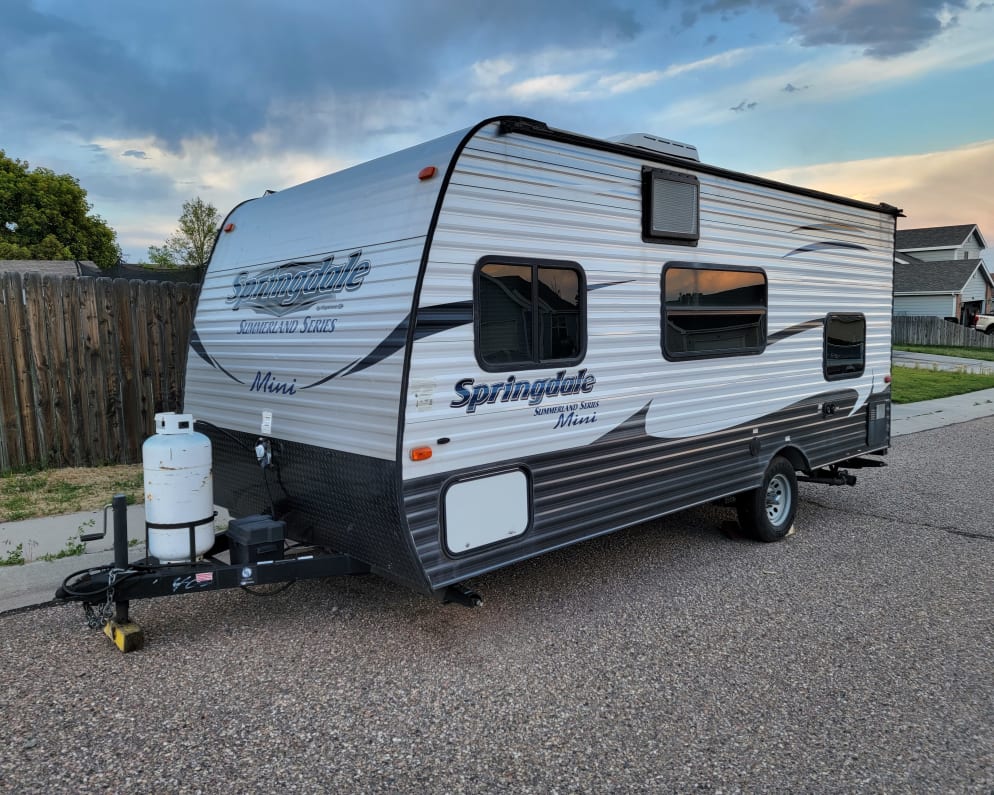2016 Keystone RV Summerland Mini