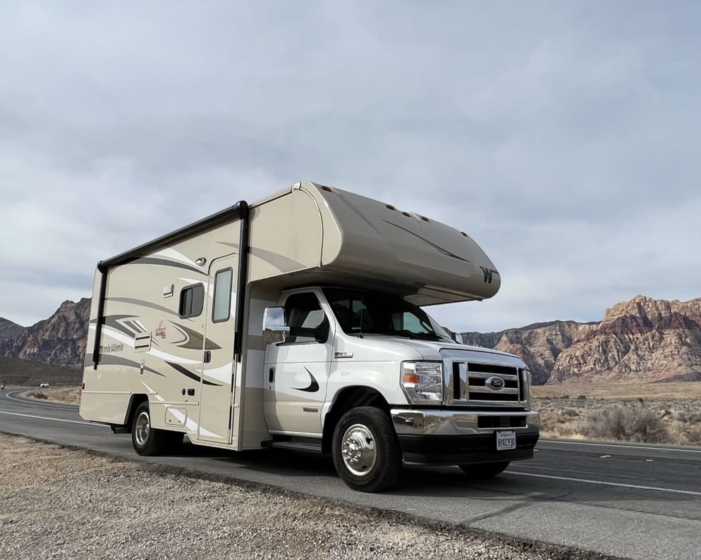 2022 Winnebago Minnie Winnie