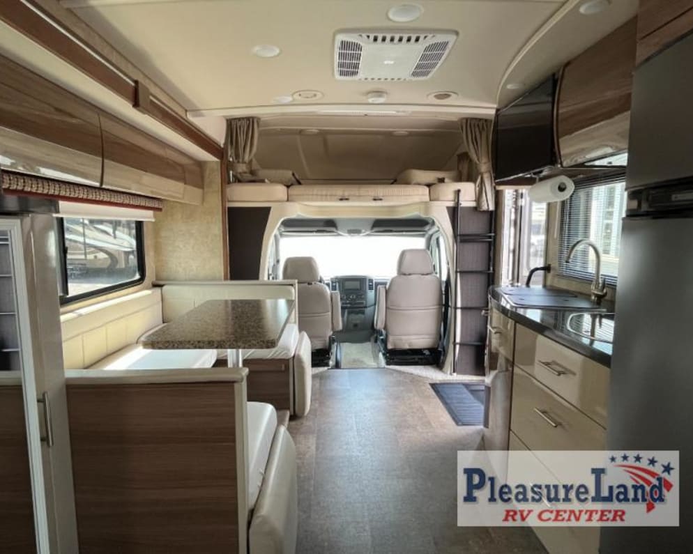 2017 Winnebago View Class C for rent in Shakopee Minnesota