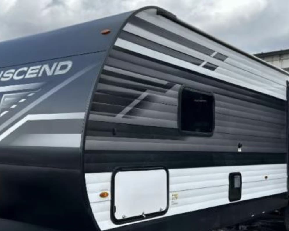 Travel Trailer RV for Rent in Eldridge, Iowa