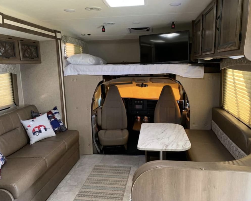 2019 Chevy 4500 Class C for rent in Rexburg Idaho