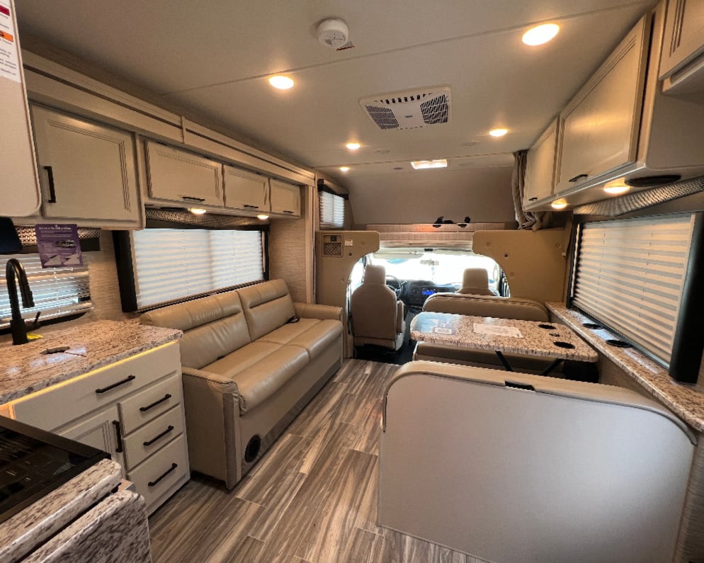 2023 Freedom Elite  by Thor for rent in 29486