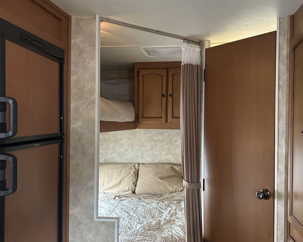 2011 Stream Lite Sport  by Gulf Stream for rent in 80615
