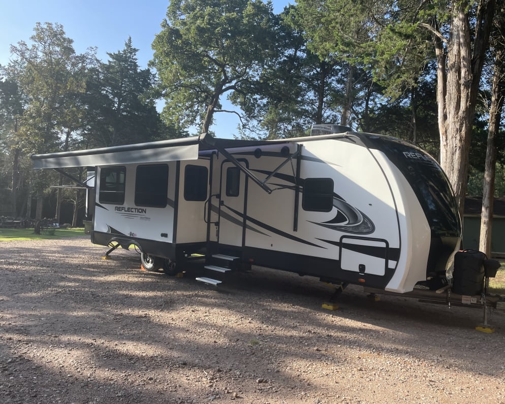 2022 Travel Trailer RV for Rent in New Ulm, Texas