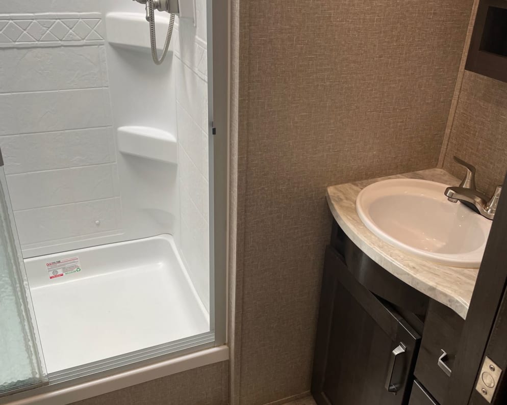 2022 Travel Trailer RV for Rent in New Ulm, Texas