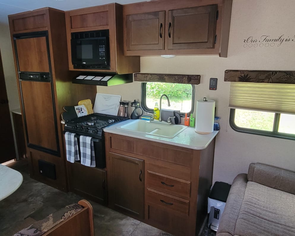 2015 Jayco Jay Flight SLX Travel Trailer for rent in West Kelowna British Columbia