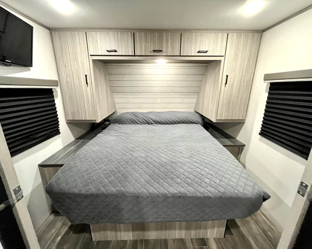 2022 Passport SL  by Keystone RV for rent in 33547