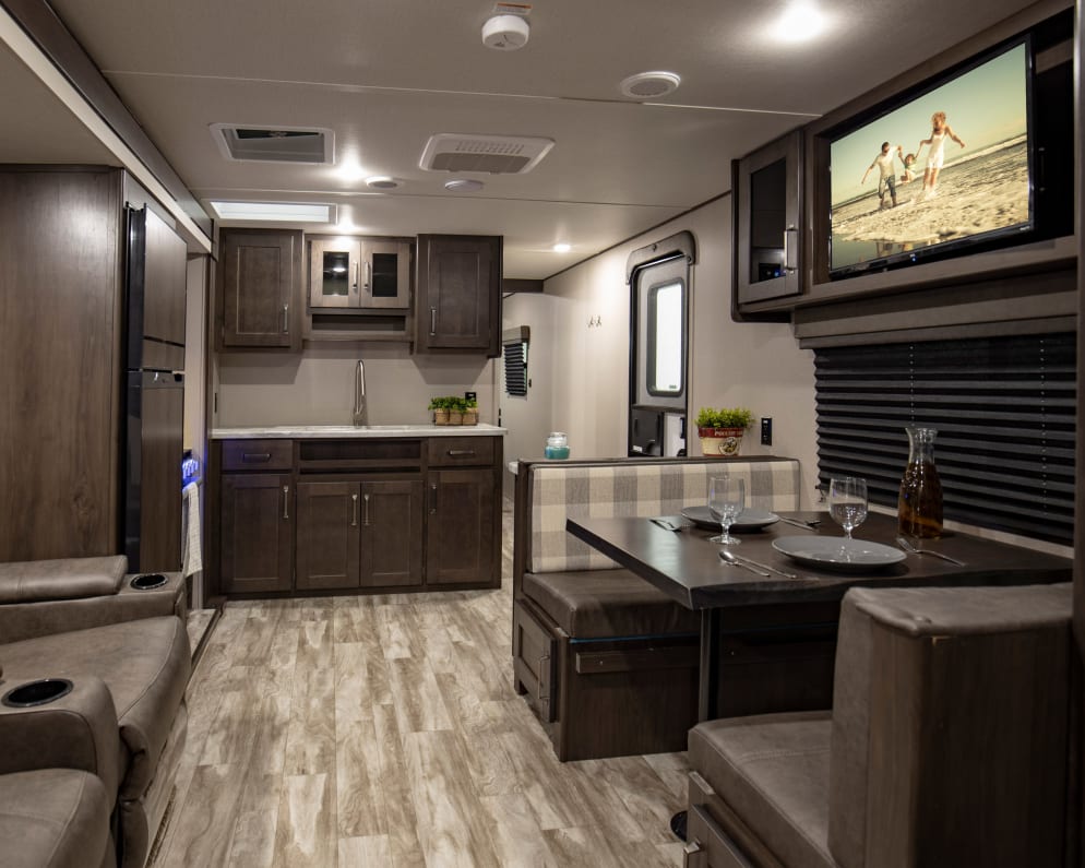 2023 Grand Design Transcend 297QB available for rent in Lake Wales Florida