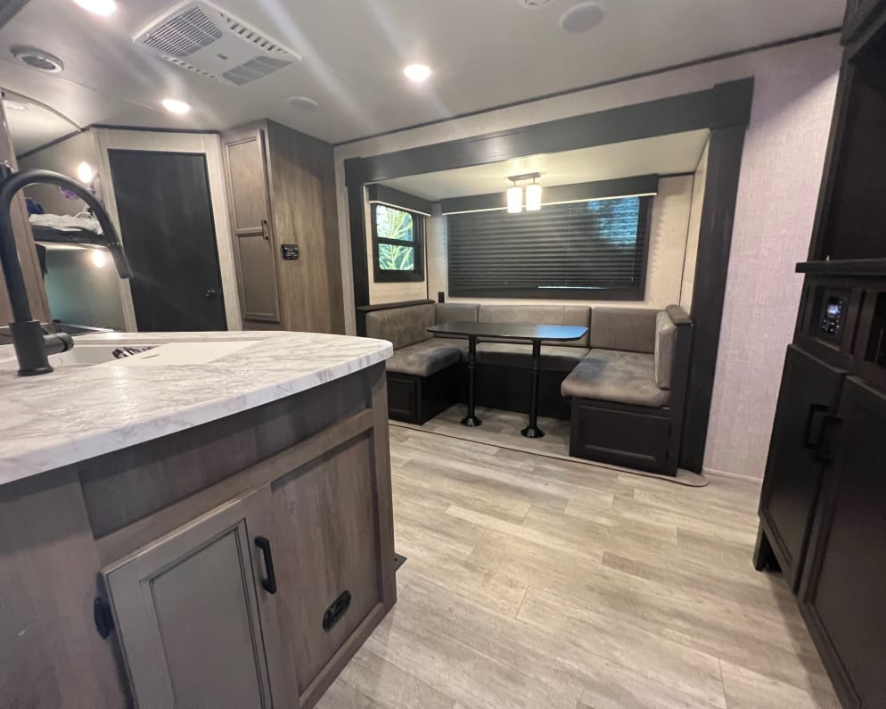 2022 Jayco Jay Flight SLX Rocky Mountain Edition available for rent in Lebanon Oregon