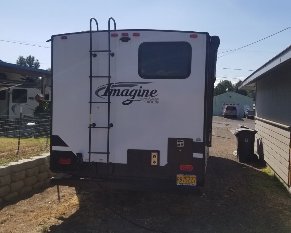 2021 Grand Design Imagine XLS Travel Trailer for rent in Madras Oregon