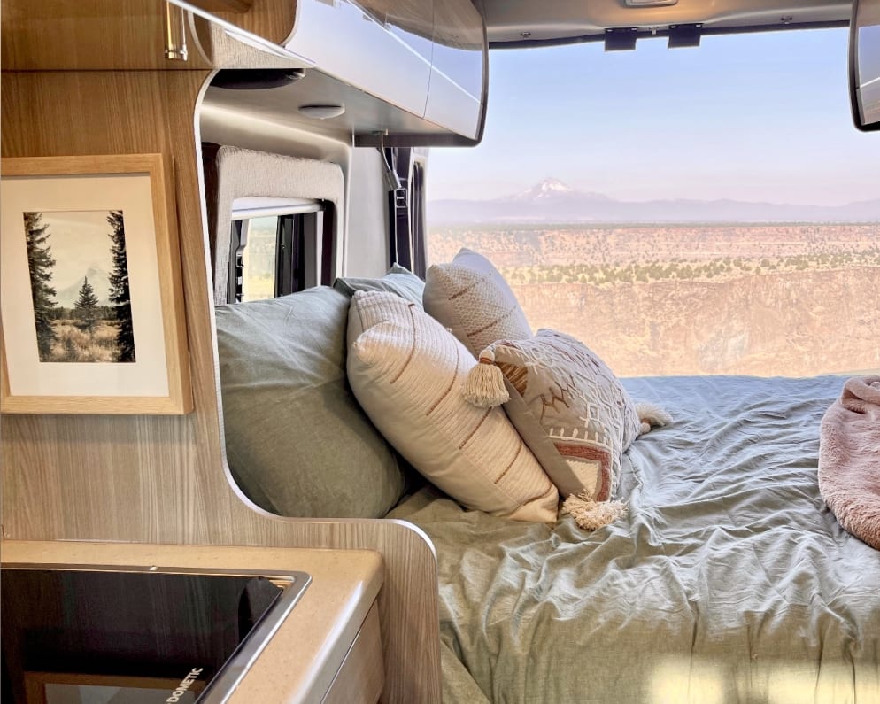 Class B RV for Rent in Salem, Oregon