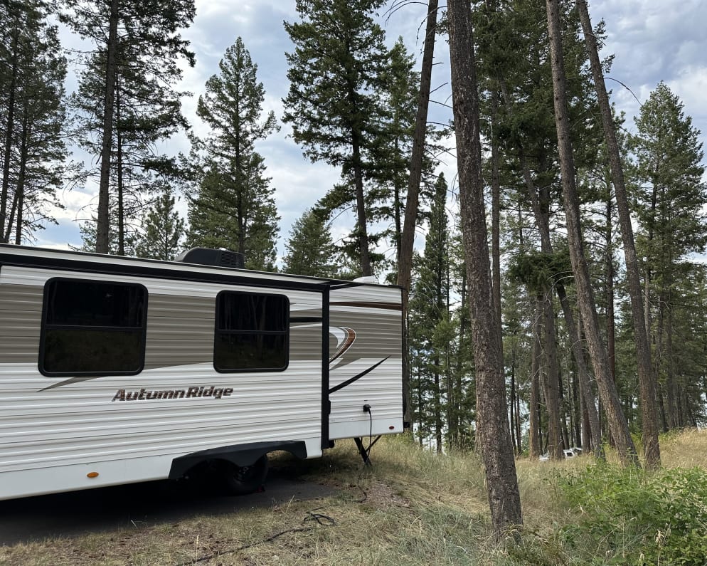 2022 Starcraft Autumn Ridge Travel Trailer for rent in Billings Montana