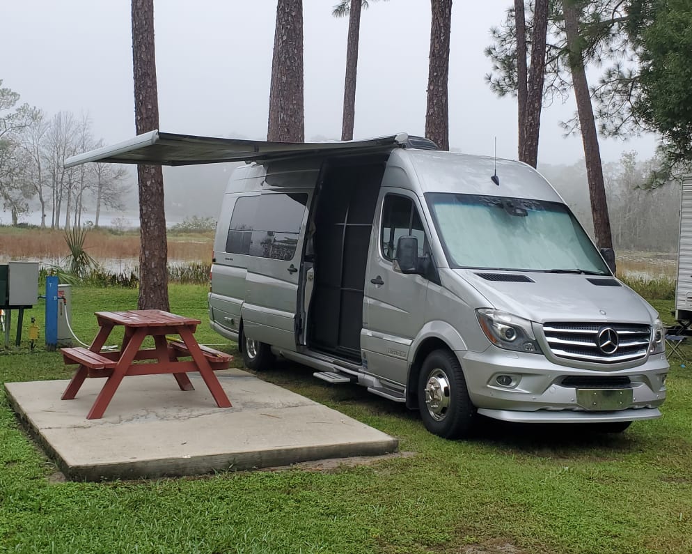 2015 Class B RV for Rent in Baton Rouge, Louisiana
