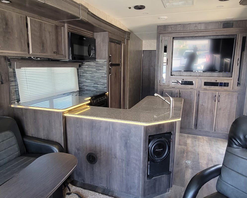 2018 Eclipse Recreational Vehicles Iconic Toy Hauler for rent in CANYON LAKE California
