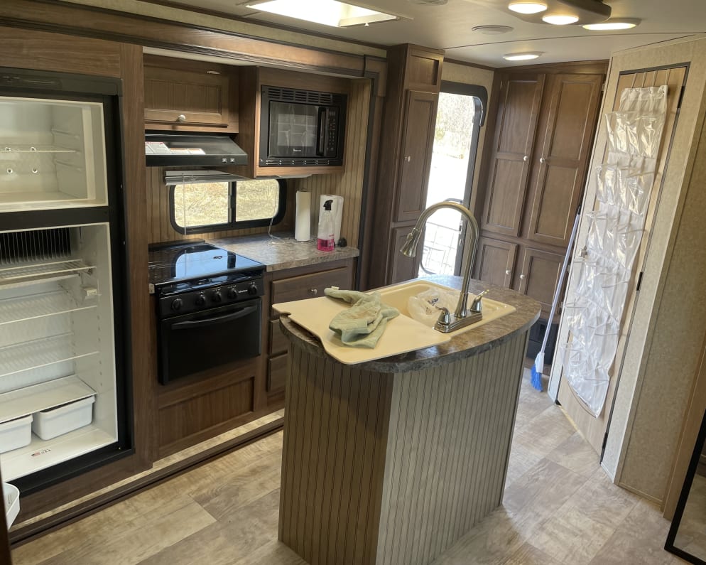 2015 Forest River Palomino Solaire Travel Trailer for rent in Peshtigo Wisconsin