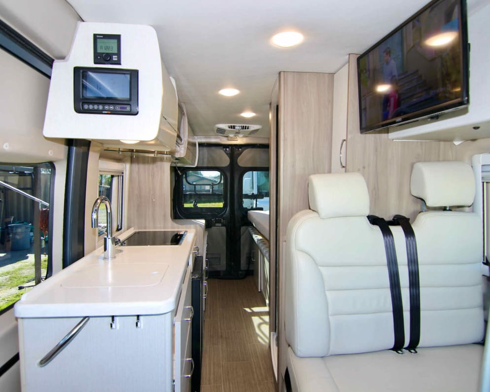 2022 Thor Tellaro available for rent in Kaysville Utah