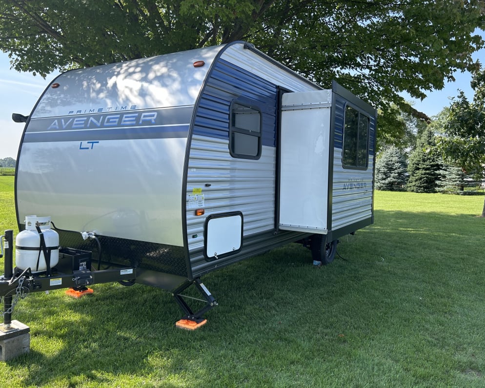 2022 Avenger LT available for rent in Three Rivers Michigan