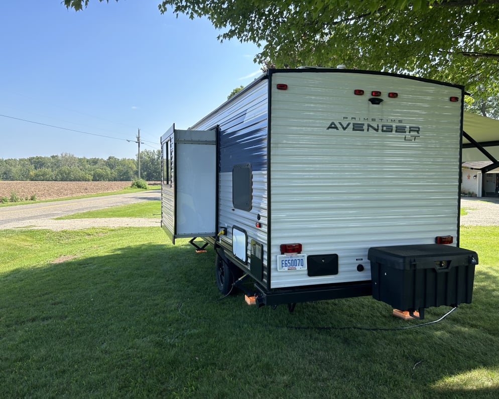 2022 Avenger LT Travel Trailer for rent in Three Rivers Michigan