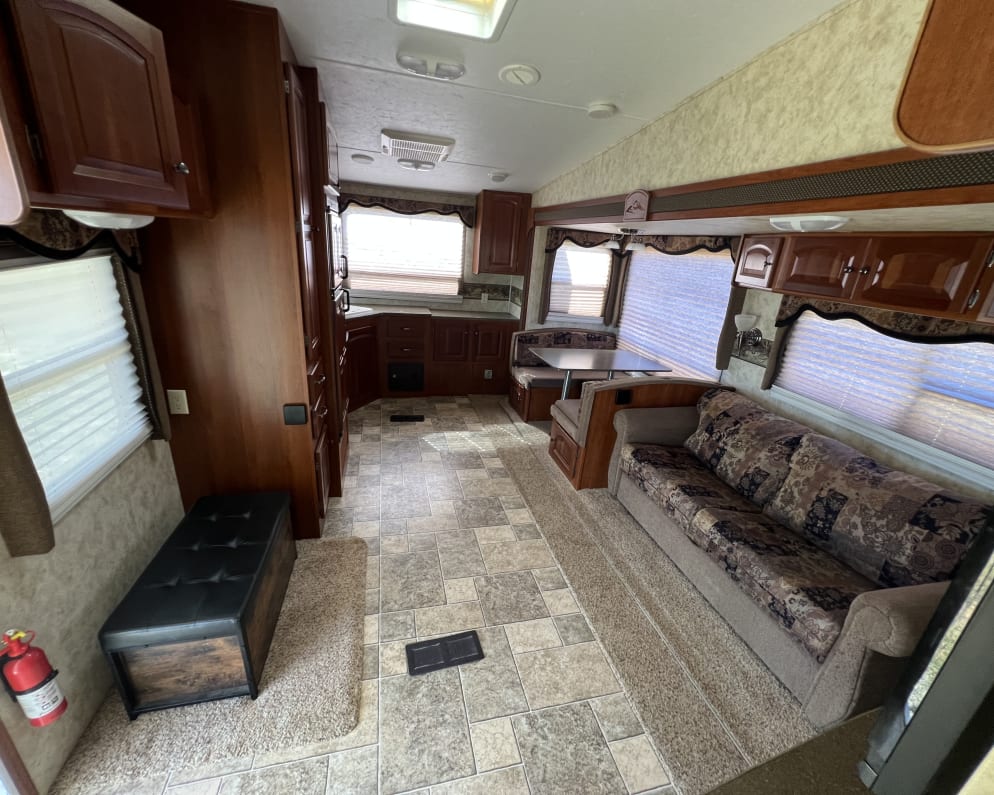 Fifth Wheel RV for Rent in Springfield, Oregon