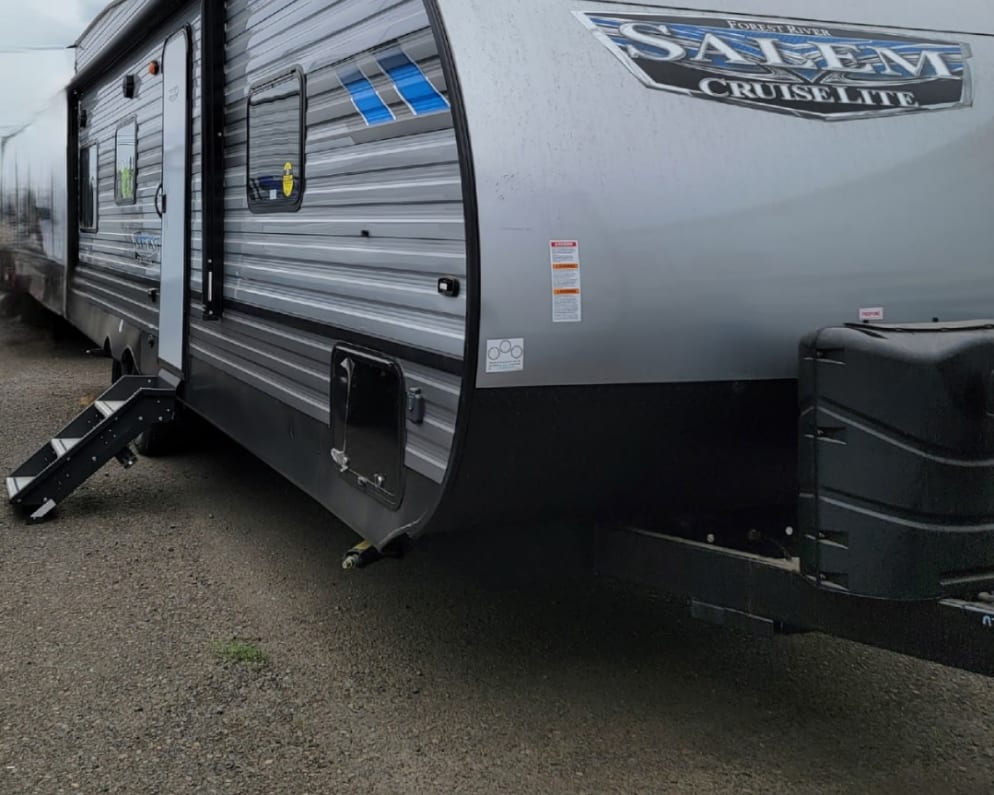 2022 Toy Hauler RV for Rent in Oakridge, Oregon