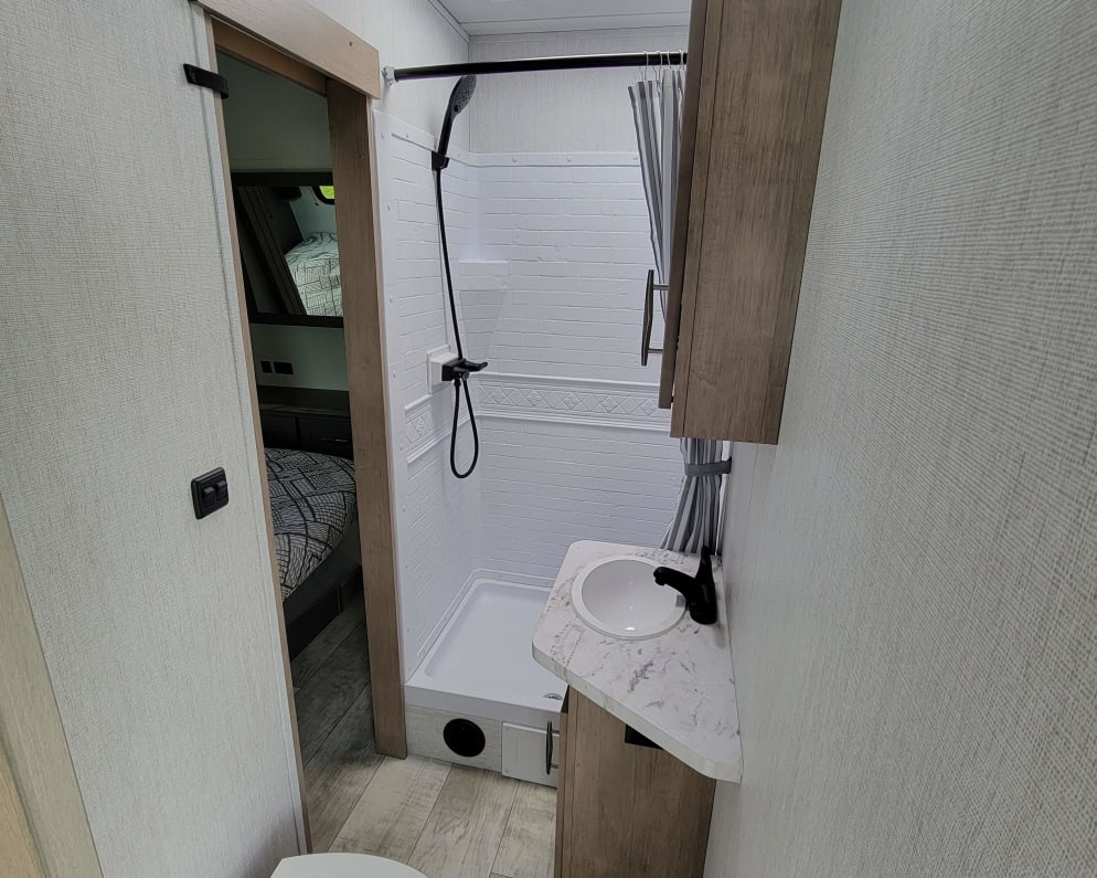 2023 Travel Trailer RV for Rent in Hinckley, Ohio