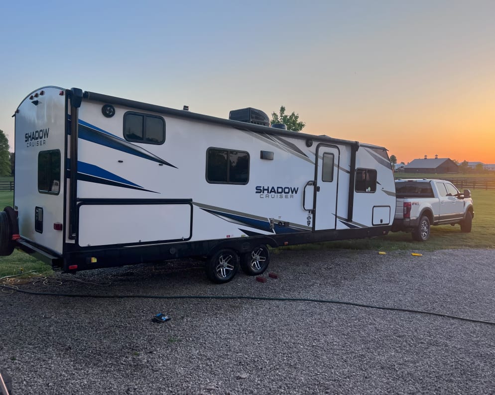 Travel Trailer RV for Rent in Goshen, Kentucky