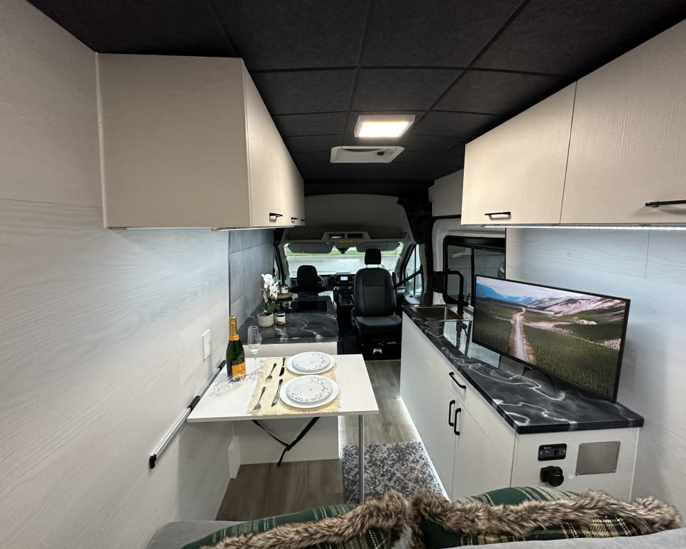 2020 Transit T-350  by Ford for rent in L3X0A8