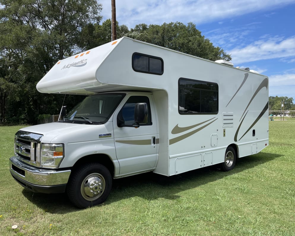 2019 Class C RV for Rent in Moreland,