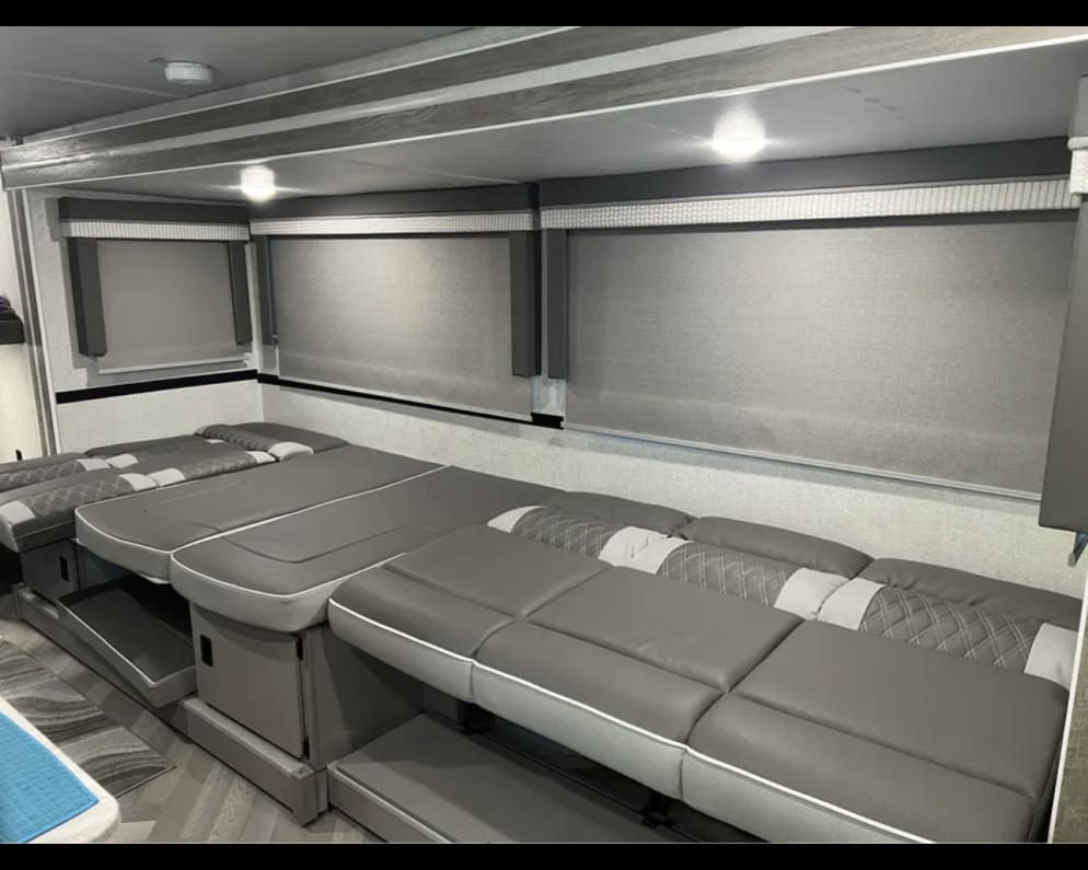 Travel Trailer RV for Rent in Beardstown, Illinois