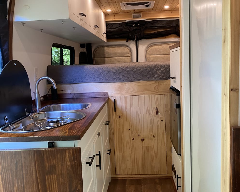 Class B RV for Rent in Stuart, Virginia