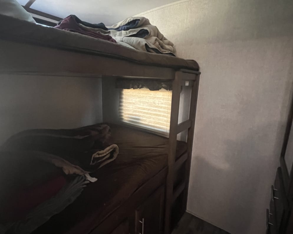 Travel Trailer RV for Rent in Milton Freewater, Oregon