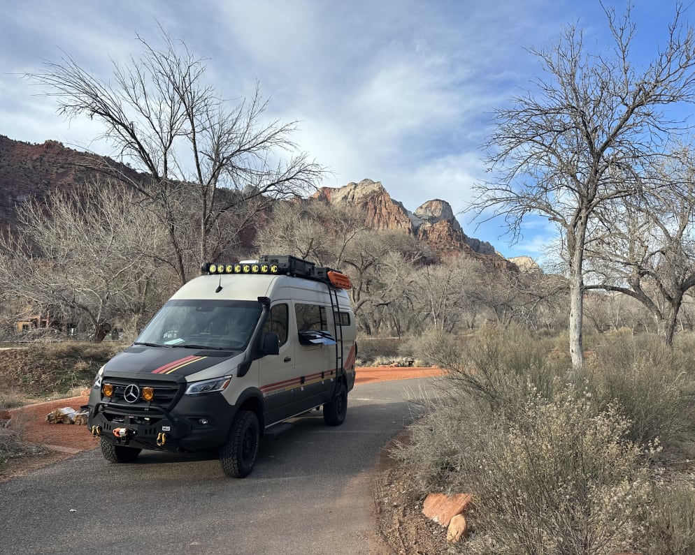 2022 Class B RV for Rent in Gilbert, Arizona