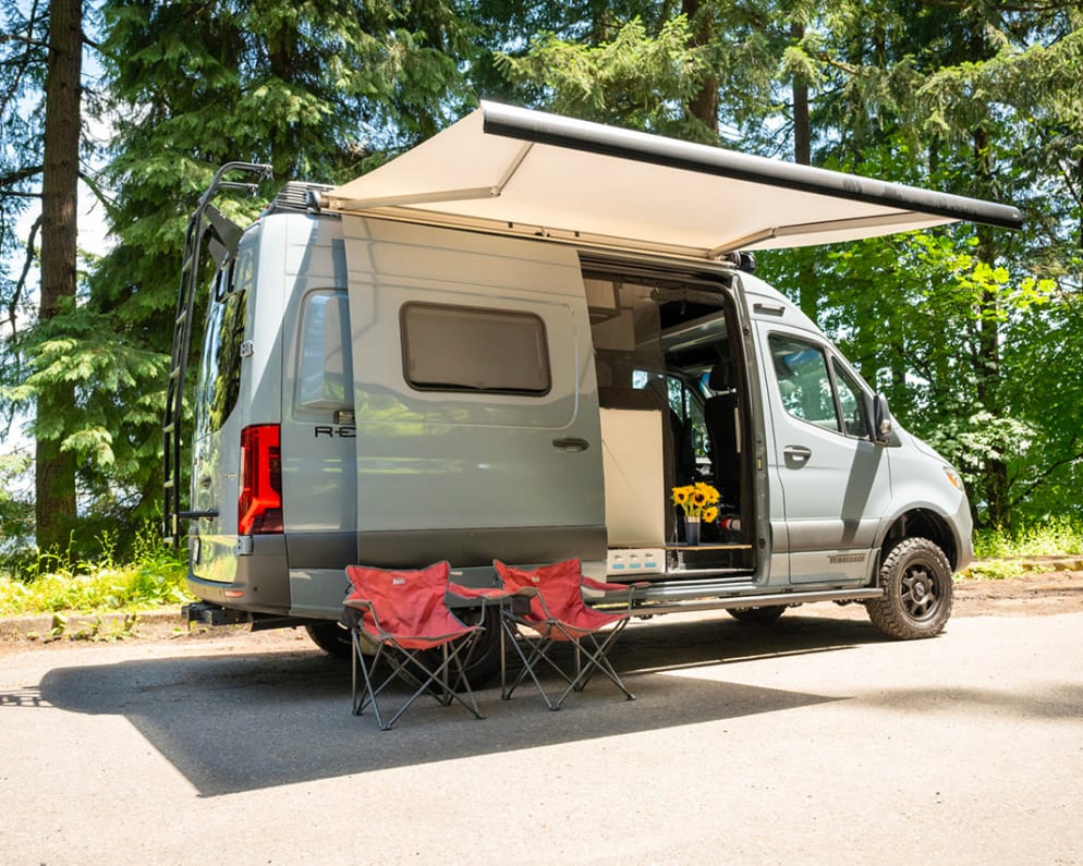 2022 Winnebago Revel