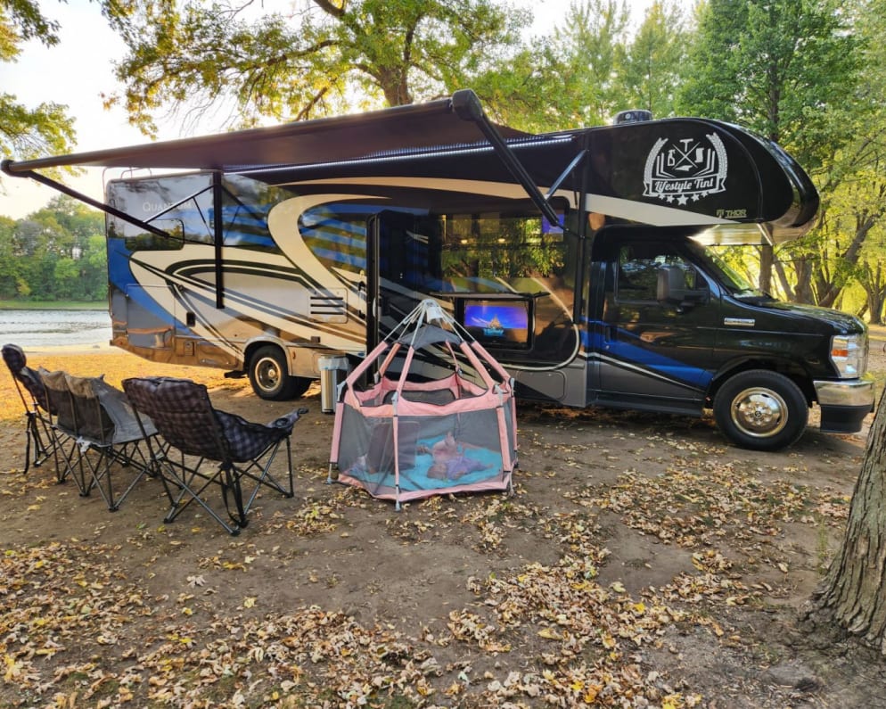 2022 Class C RV for Rent in Princeton, Minnesota