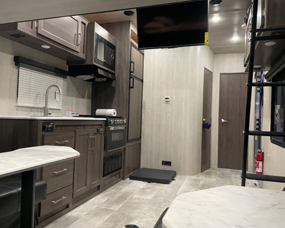 2022 Genesis Supreme Rv Genesis Supreme available for rent in Bellemont Arizona