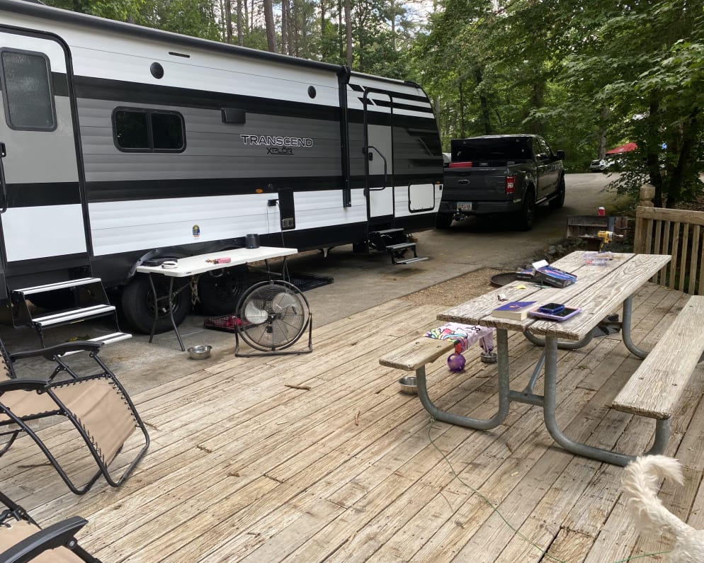 2022 Travel Trailer RV for Rent in Chatsworth,