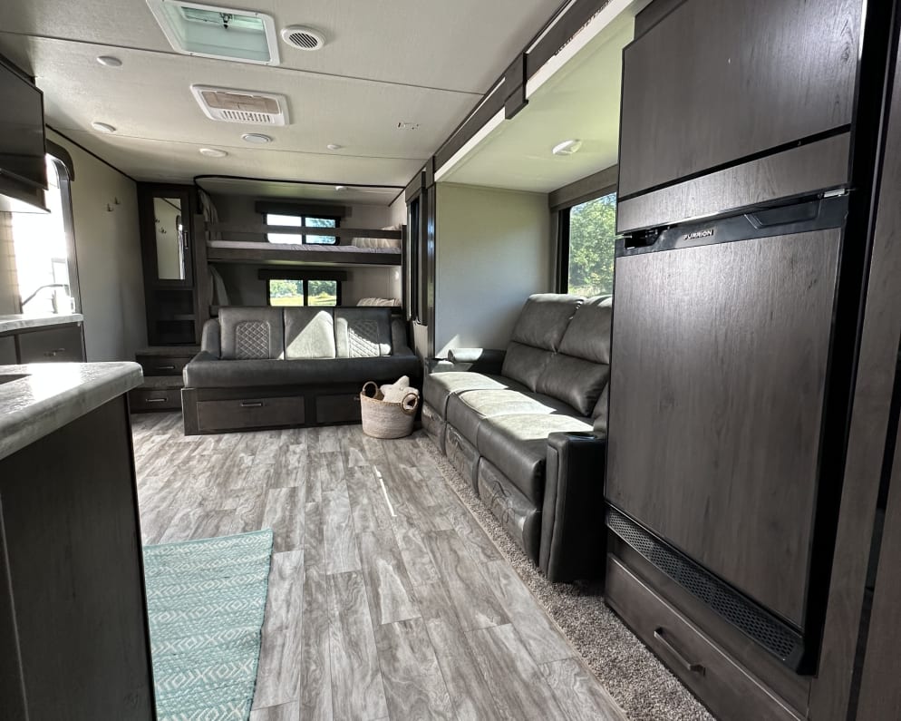 2022 Travel Trailer RV for Rent in Chatsworth,