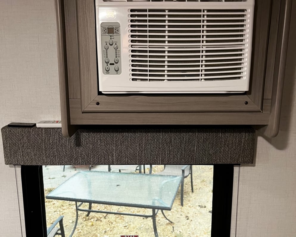 Travel Trailer RV for Rent in Ukiah, California