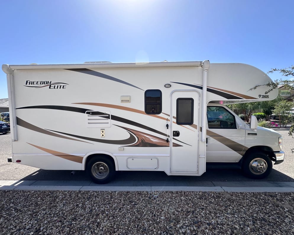 2016 Freedom Elite  by Thor for rent in 85388