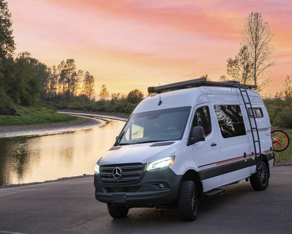 2023 Class B RV for Rent in Troutdale, Oregon